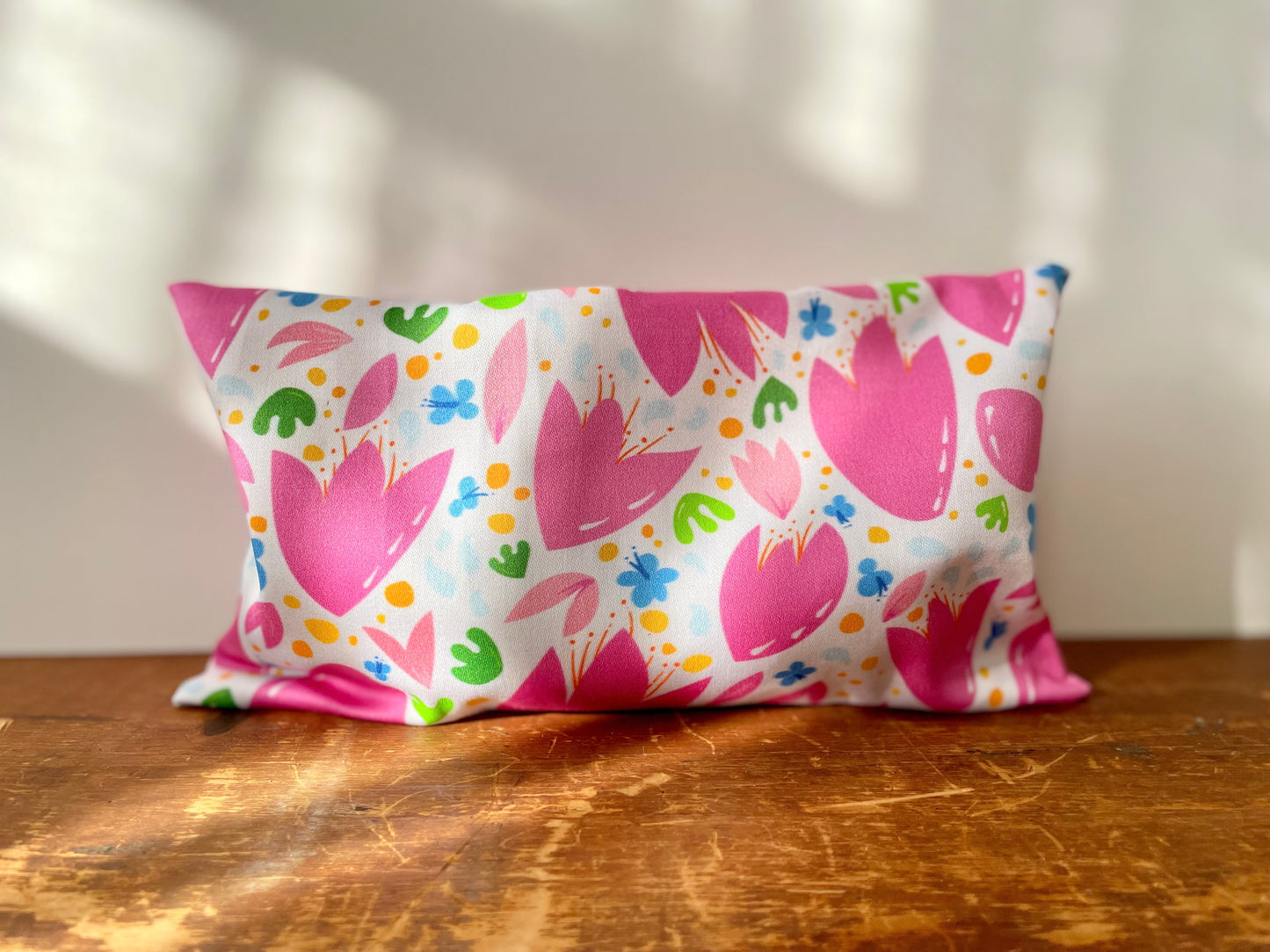 Organic "Refresh" Gift Box w. Mint Tea, Tulips Tea Towel, Lavender Eye Pillow w. Breezy Tulips Pattern, "Cottage Therapy" Candle (Sandalwood + Blackberry), Candle Meditation Card & Mindfulness Journal