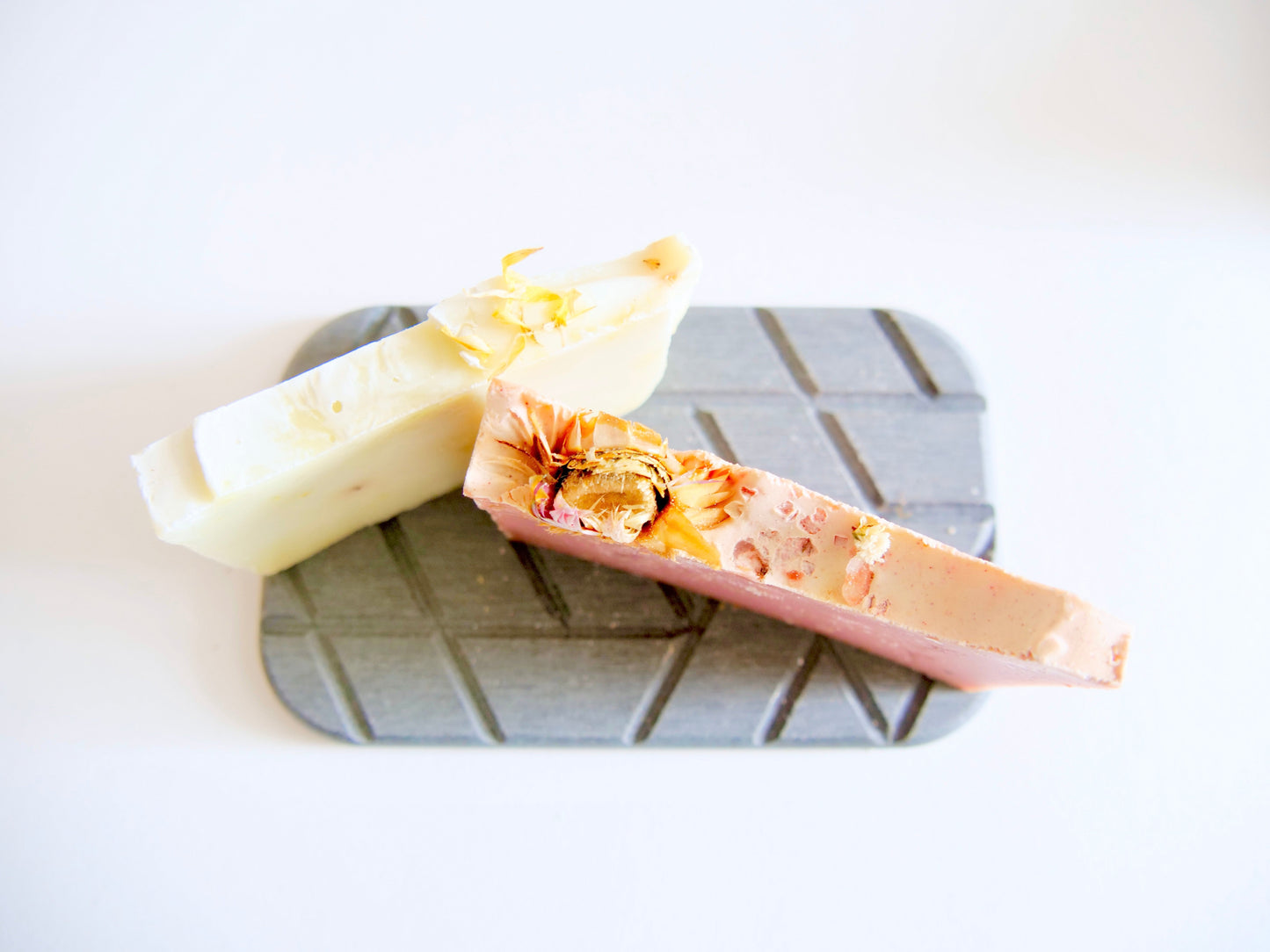 Eco Soap Lift Soap Dish Soap Saver Made of Renewable Diatomaceous Clay Earth from Fossilized Algae